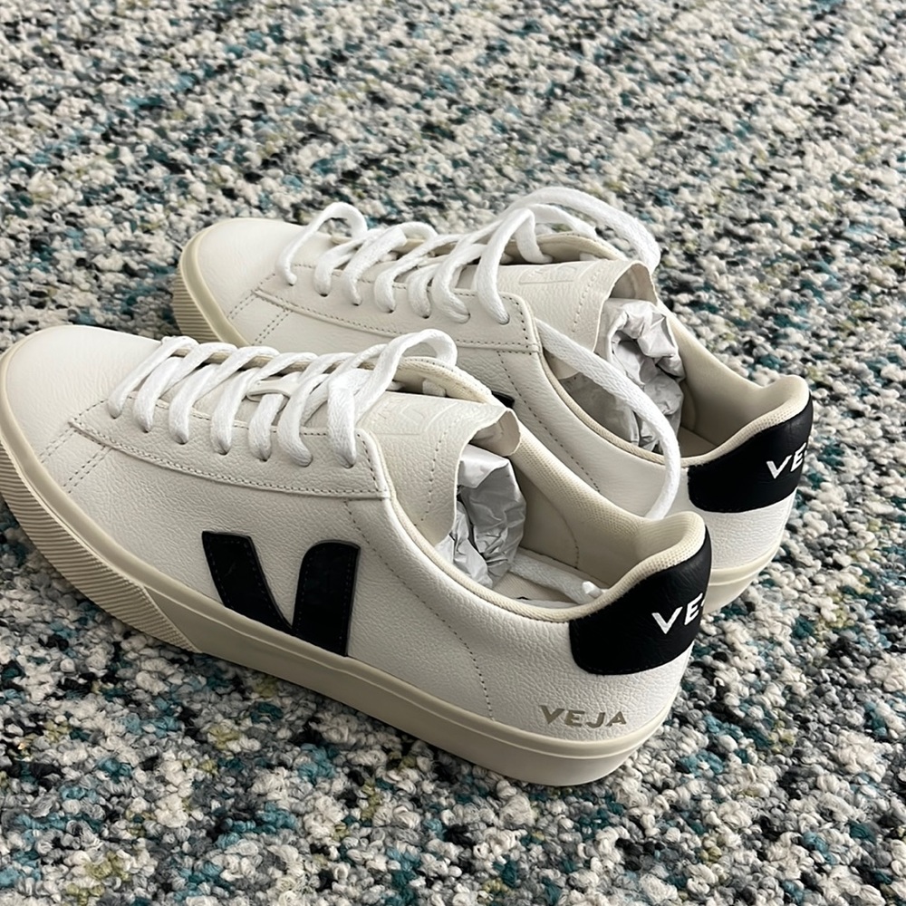 BRAND NEW VEJAS